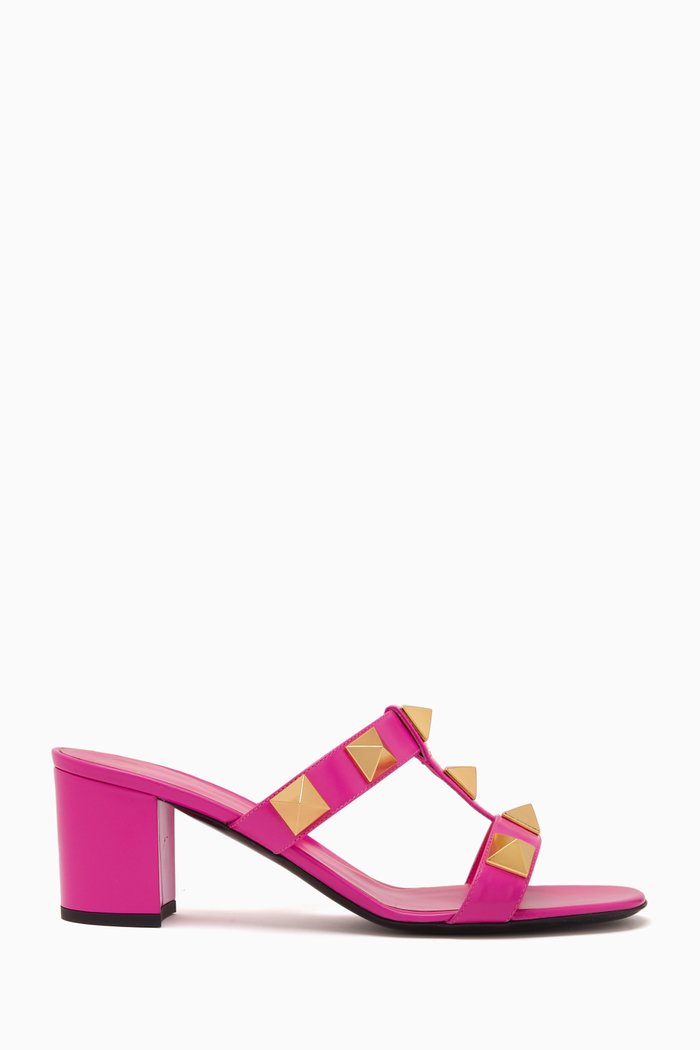 Valentino Garavani Roman Stud Sandals in Leather, Pink