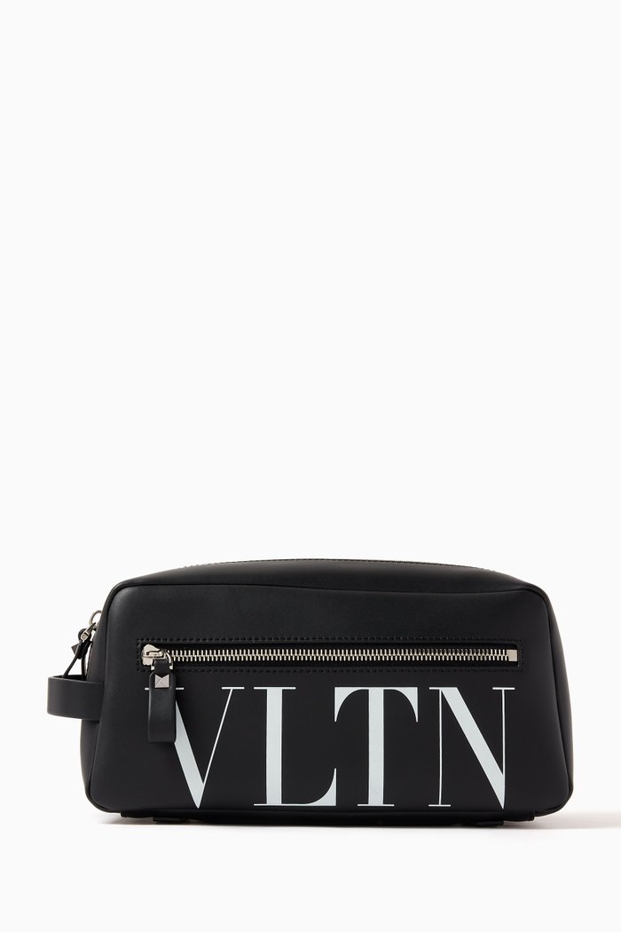 Valentino Garavani VLTN Washbag in Calf Leather, Black