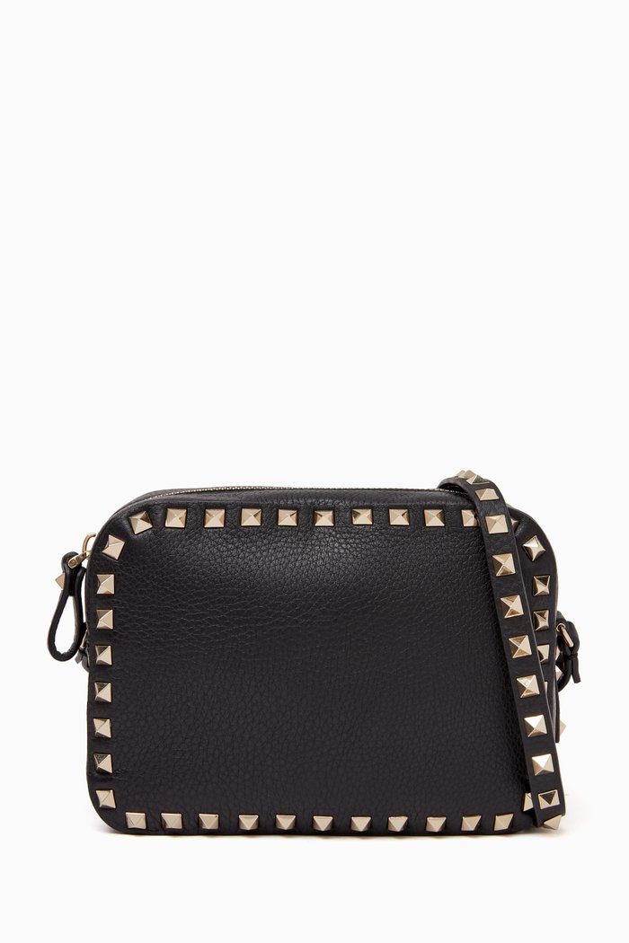

Valentino Garavani Small Rockstud Camera Bag in Leather, Black