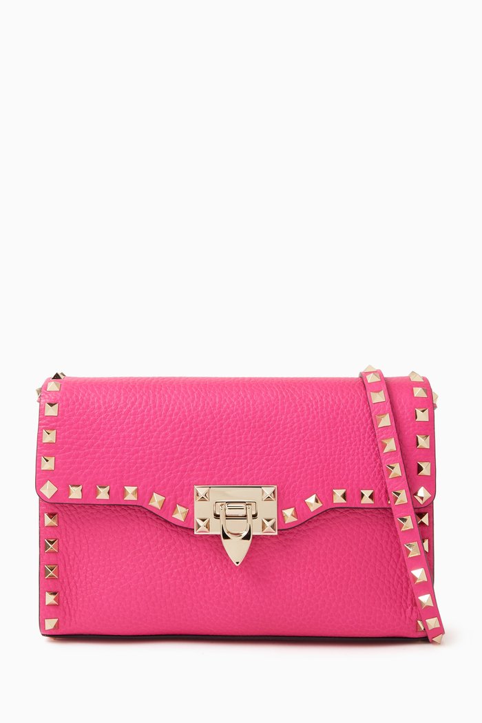 

Valentino Garavani Small Rockstud Crossbody Bag in Leather, Pink