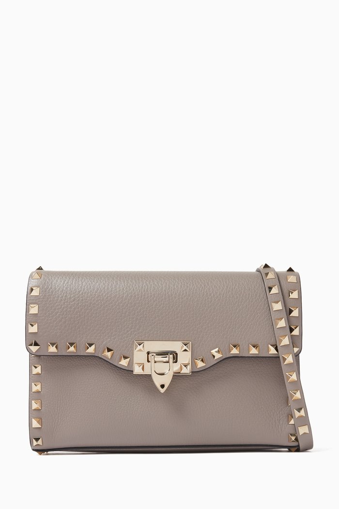 Valentino Garavani Small Rockstud Crossbody Bag in Leather, Brown