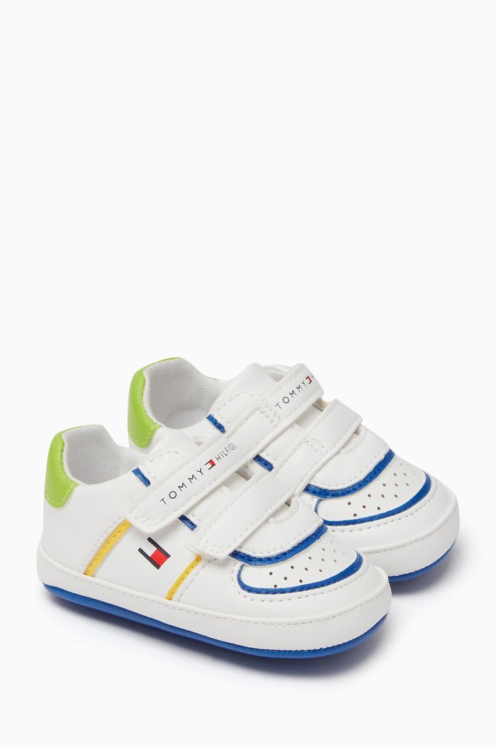 

Logo Sneakers in Faux Leather, White