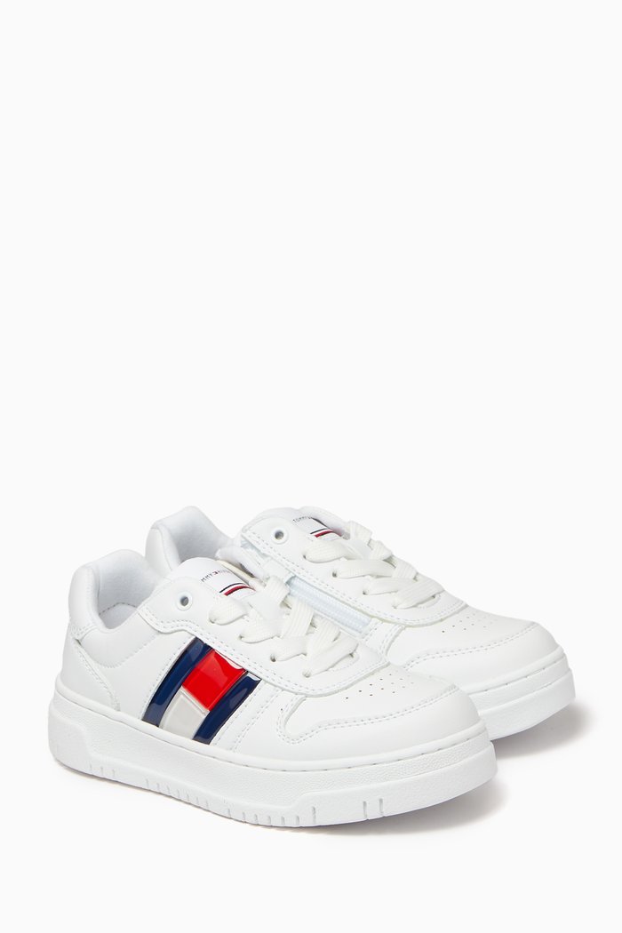 

Logo Low Cut Lace-up Sneakers in Leather, White