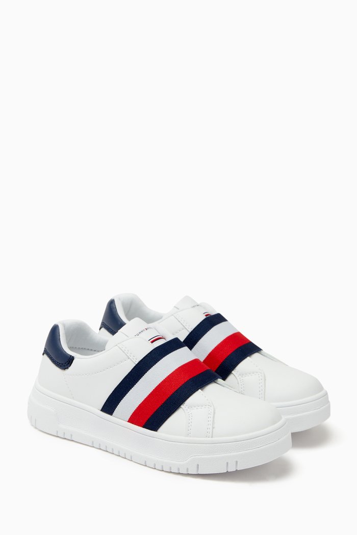 

Logo Flag Sneakers in Faux Leather, White