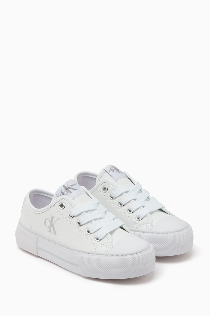 

Logo Patch Sneakers in Faux Leather, White