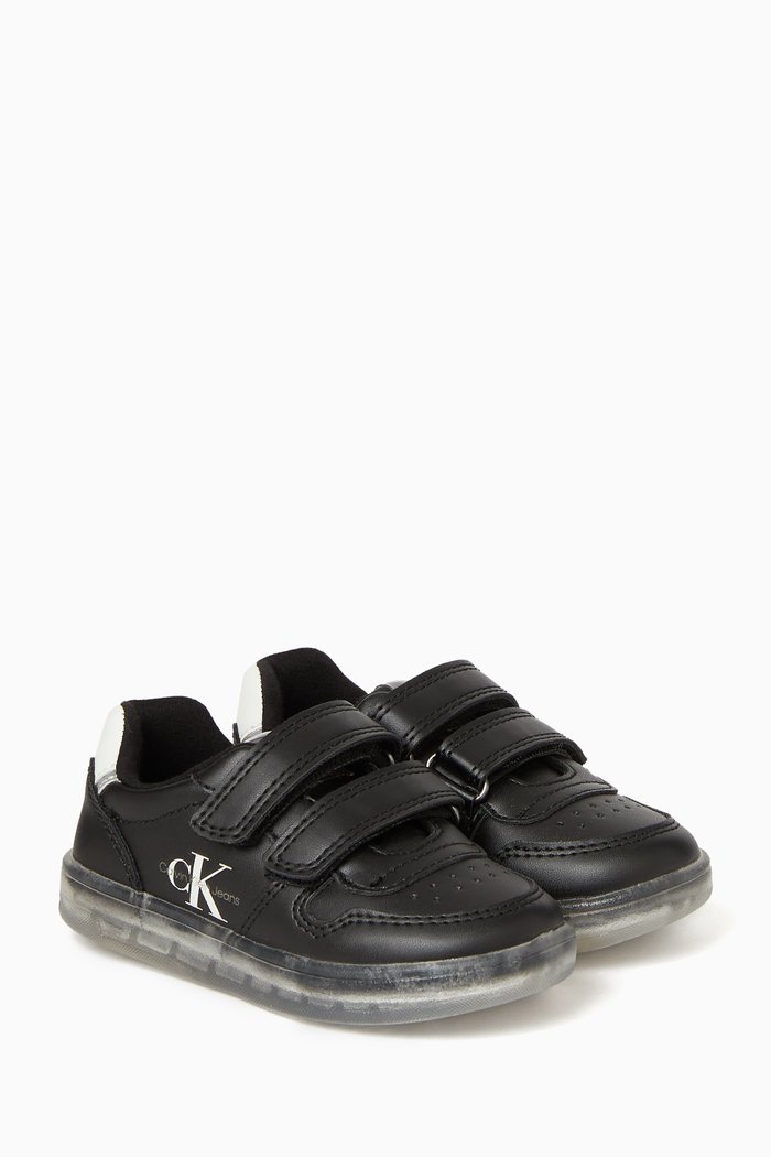 

Velcro Sneakers in Recycled Leather, Black