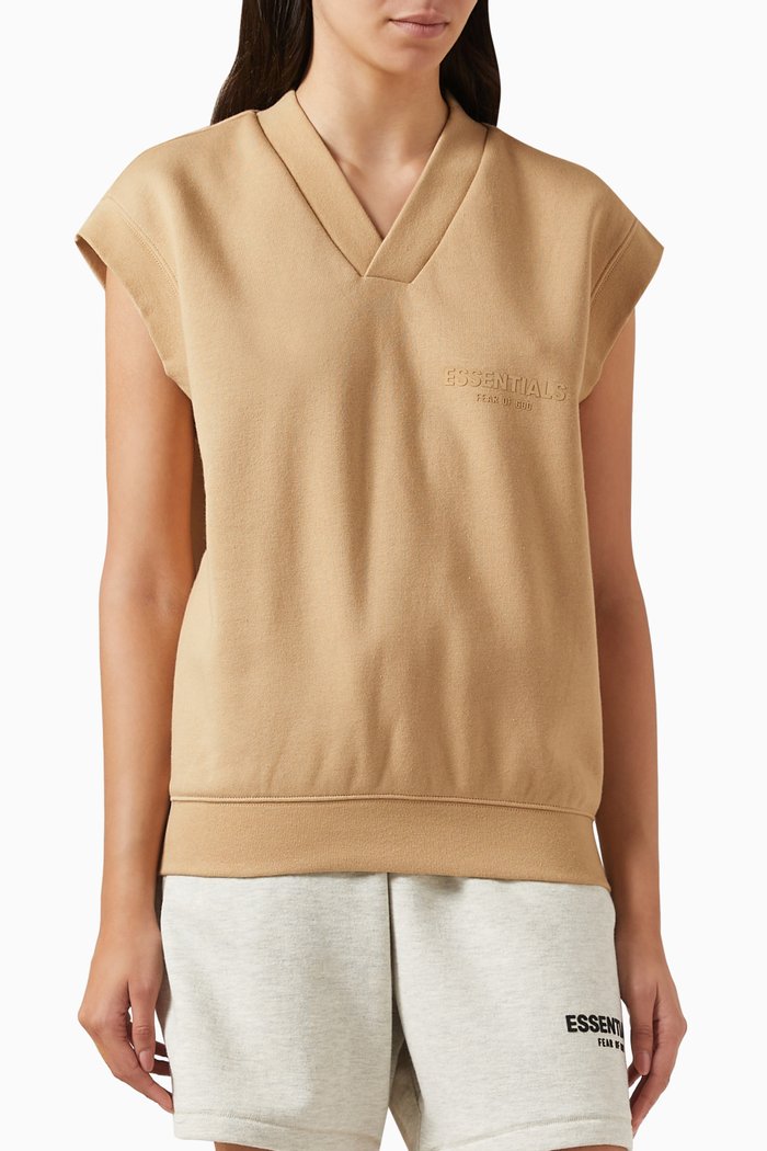 

Logo Pullover V-neck Vest in Fleece, Neutral