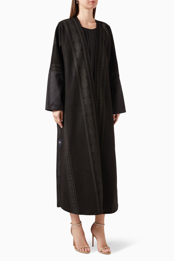

Traditional Sado Abaya Set in Taffeta, Black