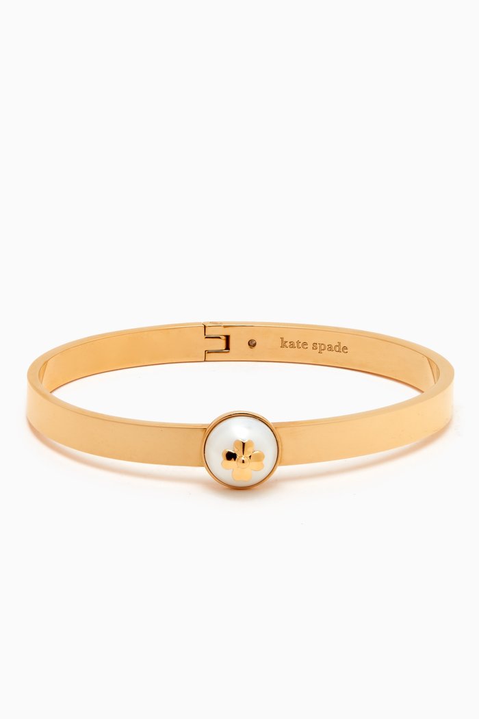 

Glass Pearl Bangle in Gold-plated Brass, Neutral