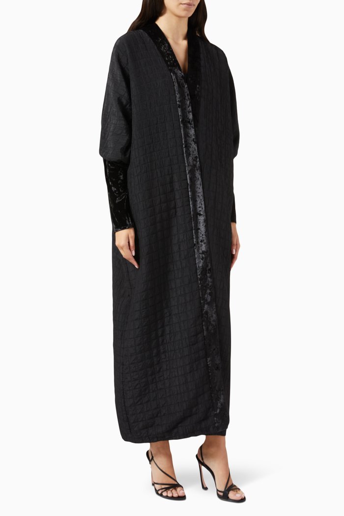 

Crushed Velvet-trimmed Abaya, Black