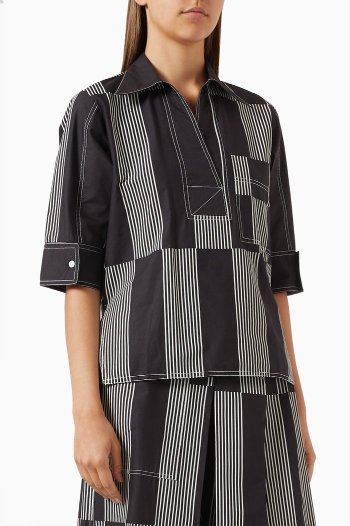 

Front Half Placket Shirt in Cotton, Black
