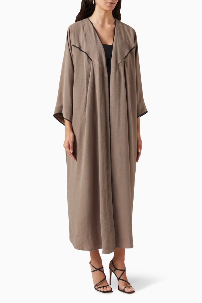 

Contrast-trim Abaya in Crepe, Brown
