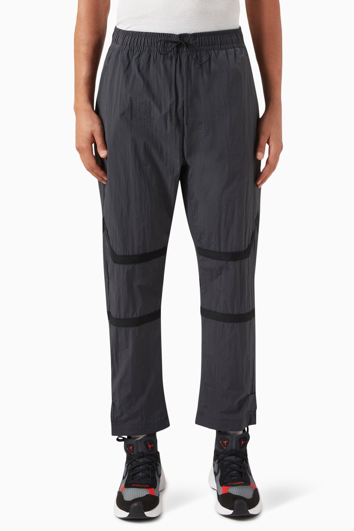 

Jordan 23 Engineered Woven Trousers in Nylon, Grey