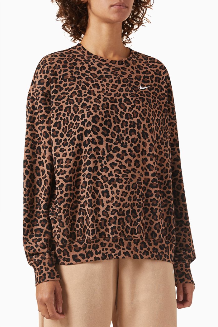 

Nike Dri-FIT Get Fit Leopard Sweatshirt in Jersey, Brown