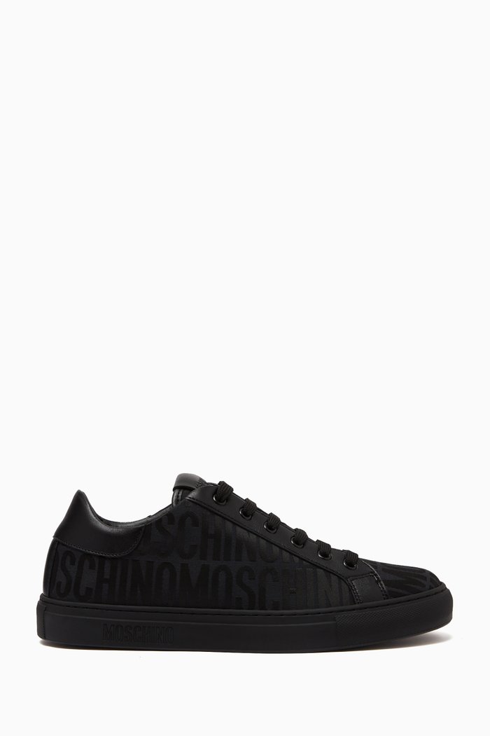 

Logo Low-top Sneakers in Leather, Black