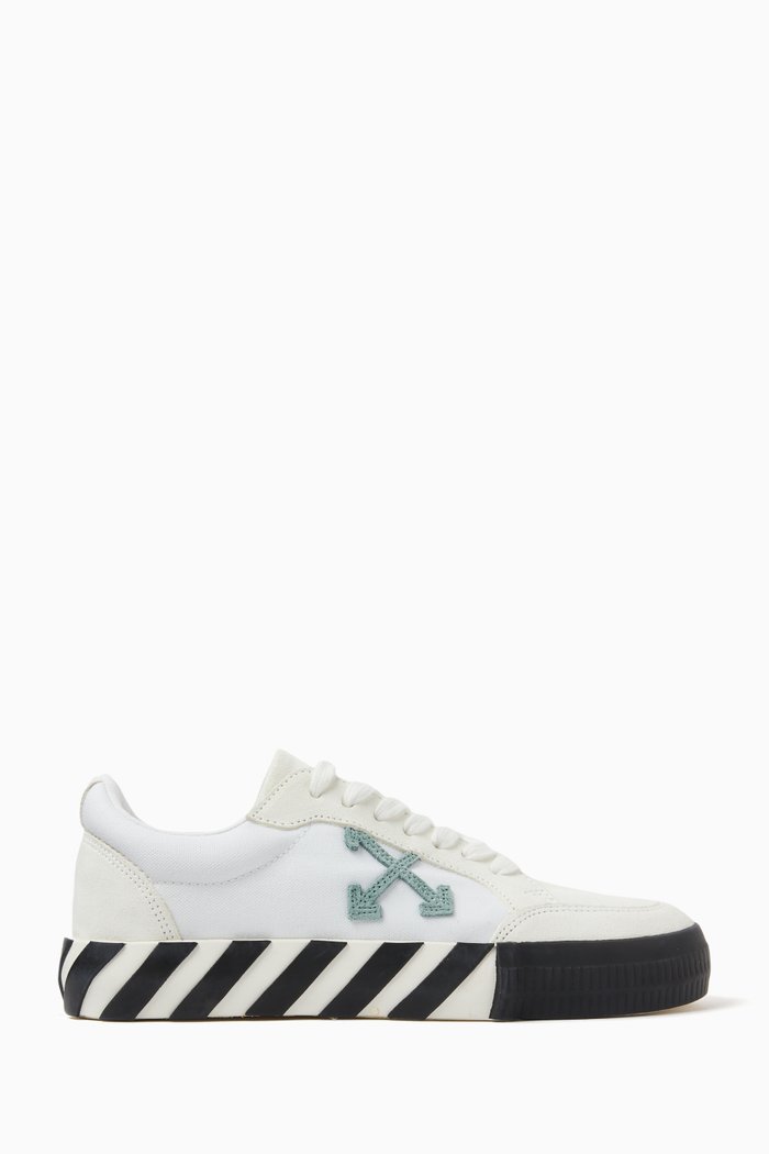 Low Vulcanized Sneakers in Calf Leather, White