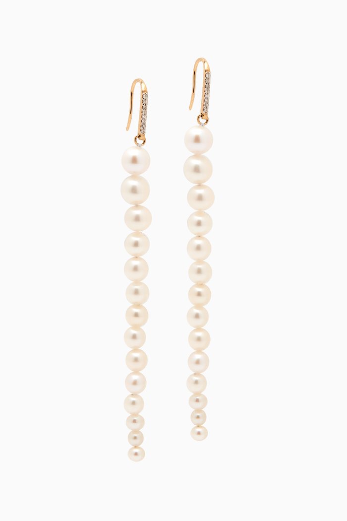 

Graduated Pearl Dangler Earrings in 14kt Gold, Yellow