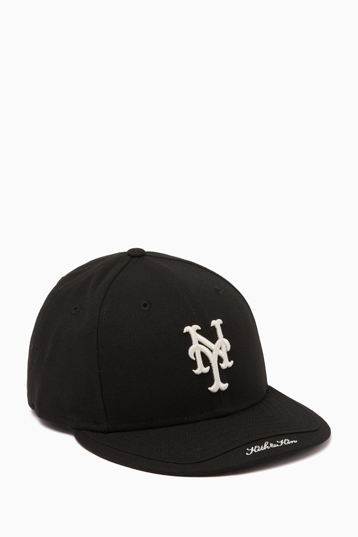 

Kith & Kin Flat Brim Fitted Hat, Black