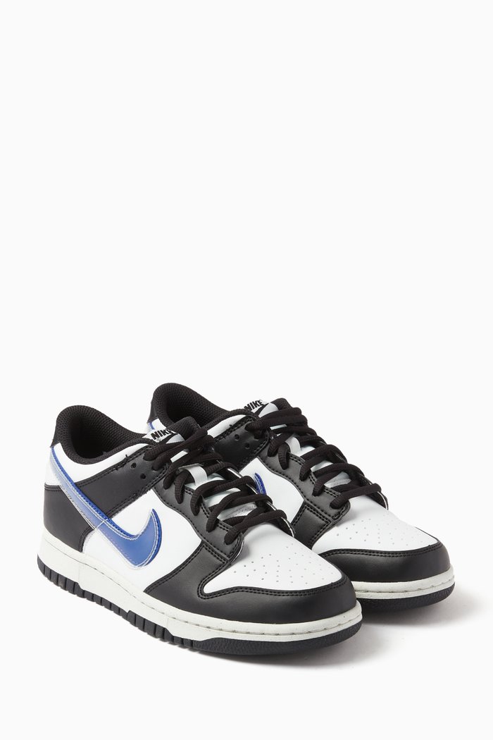 

Dunk Low Sneakers in Leather, Black