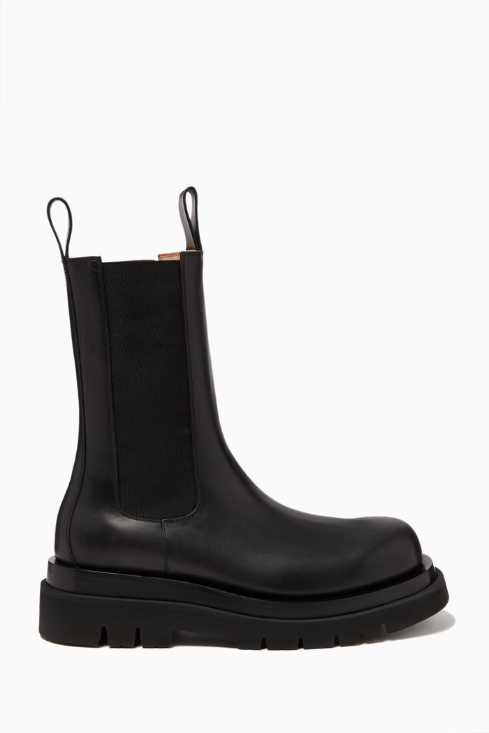 Lug Chelsea Boots in Leather, Black