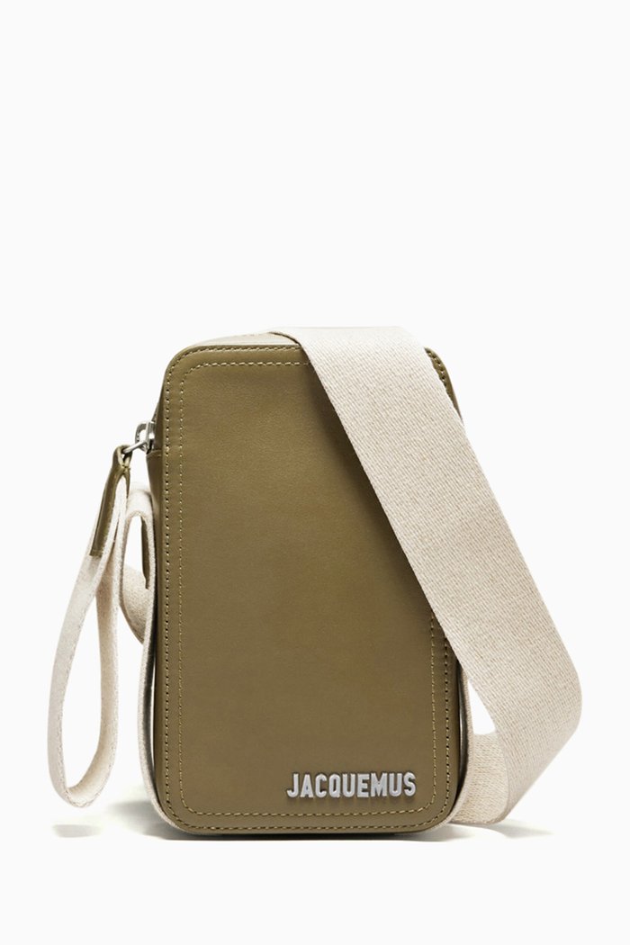 

Le Cuerda Vertical Zip Shoulder Bag in Leather, Neutral