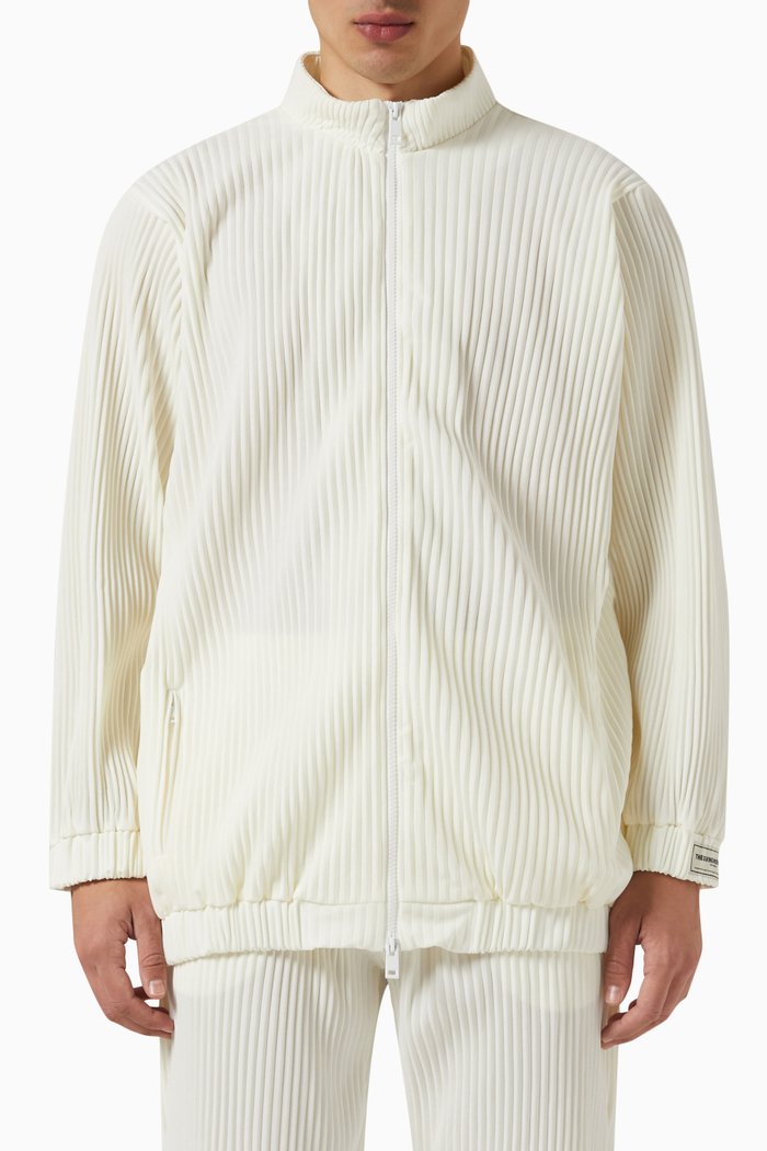 

Pleated Bomber Jacket in PLISSE100©, Neutral