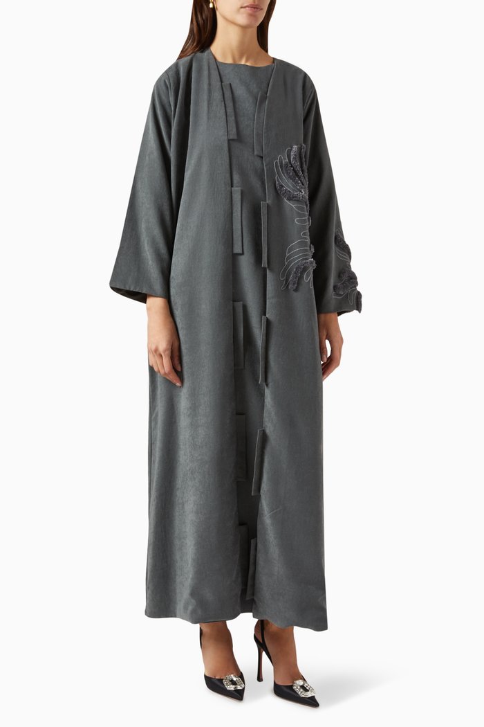 

Terry Floral-embroidered Abaya in Crepe, Grey