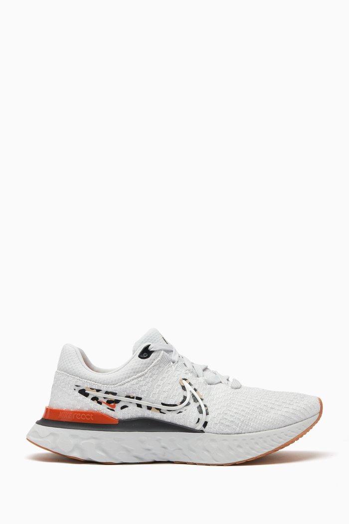 

React Infinity Run 3 Sneakers in Flyknit, White
