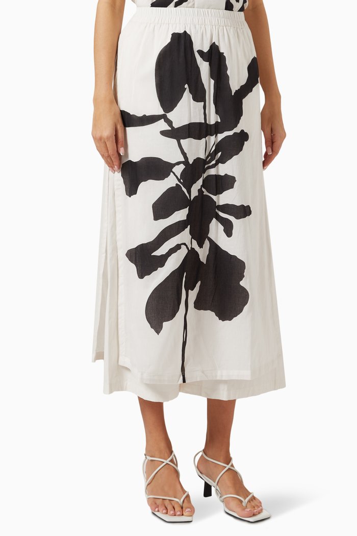 

Never-Ending Skirt Pants in Cotton, White