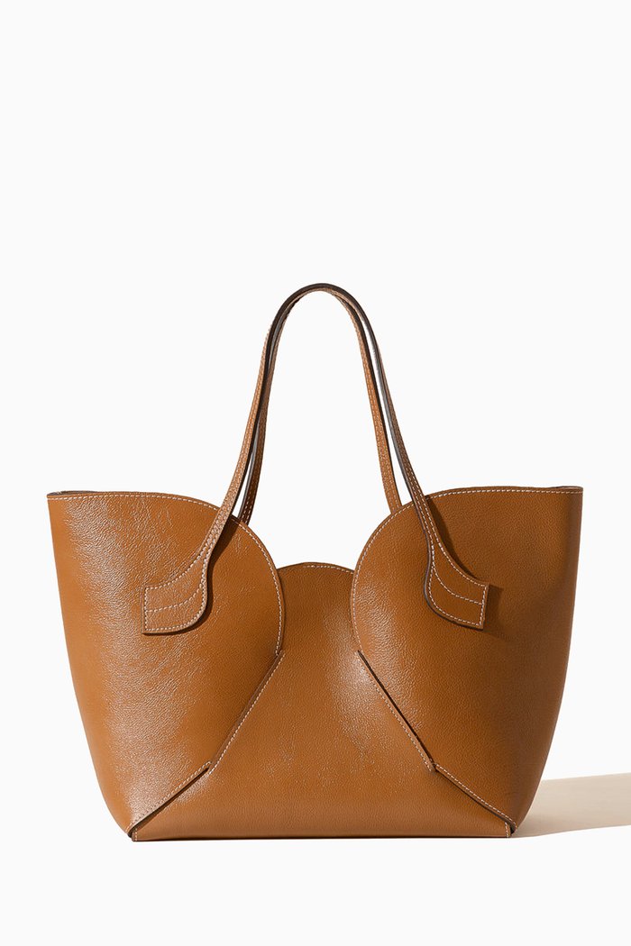 

Medium Sepal Handle Tote Bag in Leather, Brown