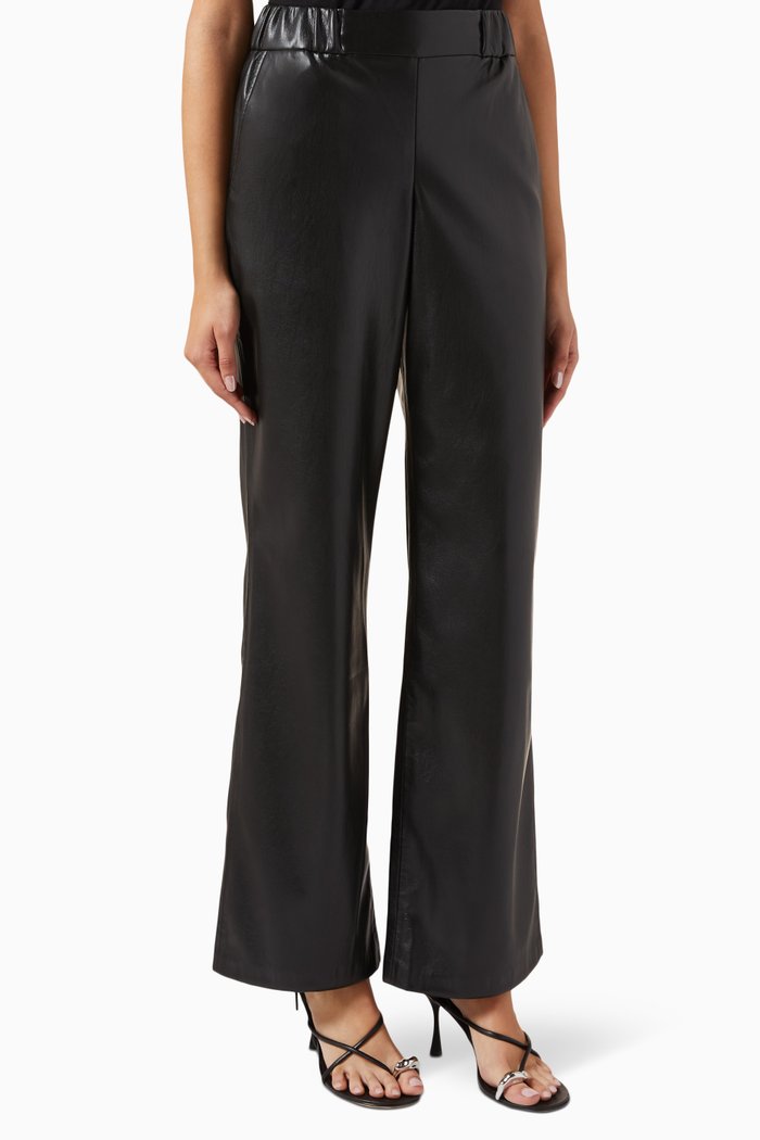 

Koa Pants in Faux-leather, Black