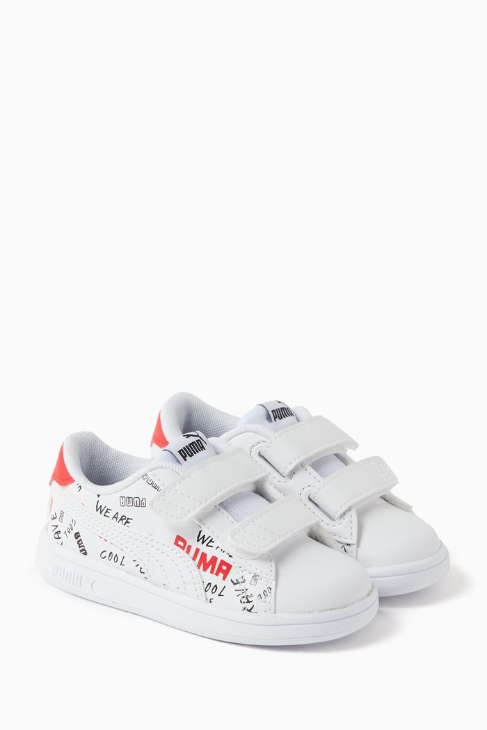 

Smash V2 Brand Love Sneakers in Faux Leather, White
