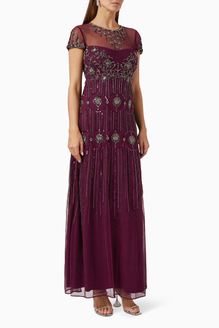 

Beaded Cap-sleeve Gown in Tulle, Red