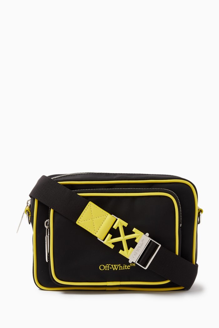 

Arrow Tuc Camera Crossbody Bag in Nylon, Black