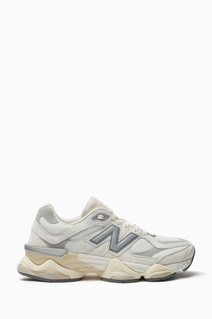 

9060 Elevated Unisex Low-top Sneakers in Textile, White