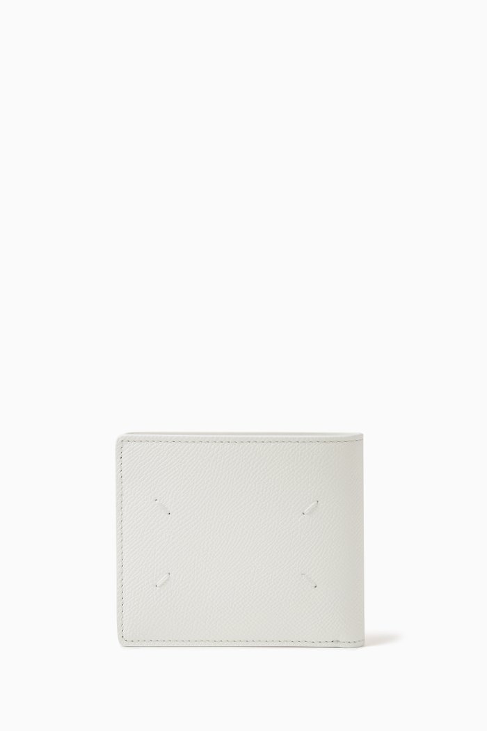 

Slim Breeze Four-stitch Wallet in Leather, White
