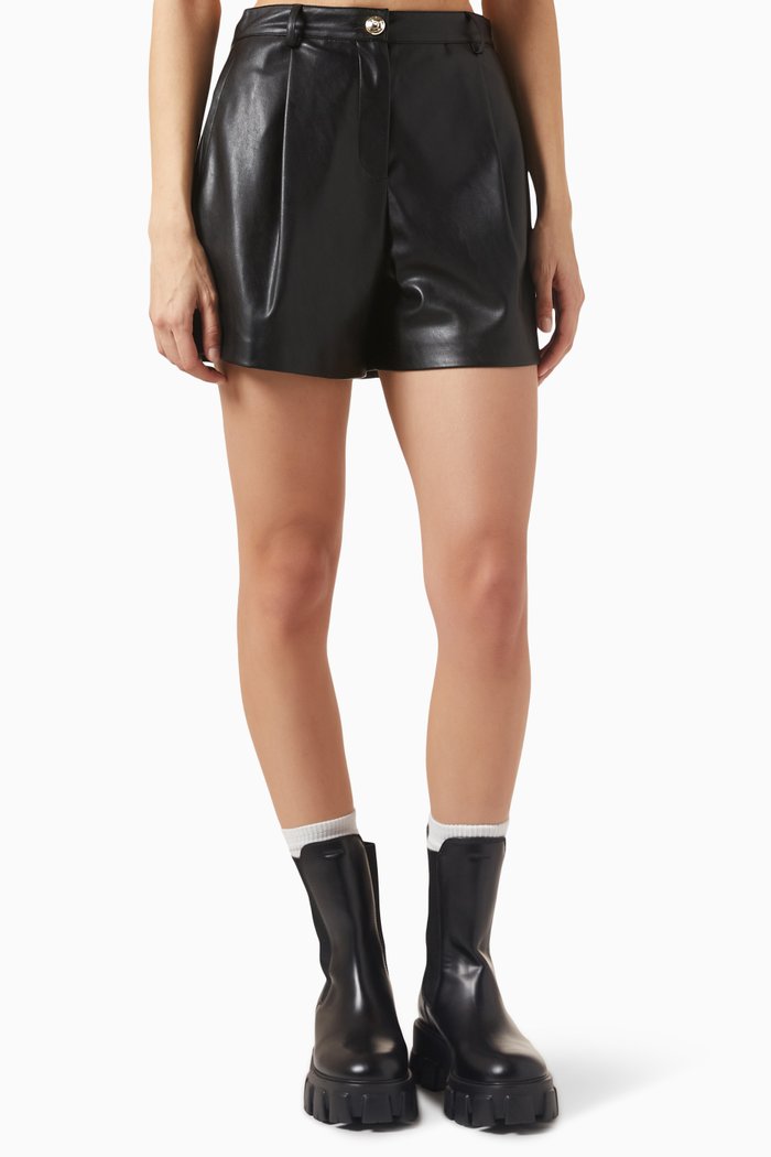 Sorridente Shorts in Faux Leather, Black
