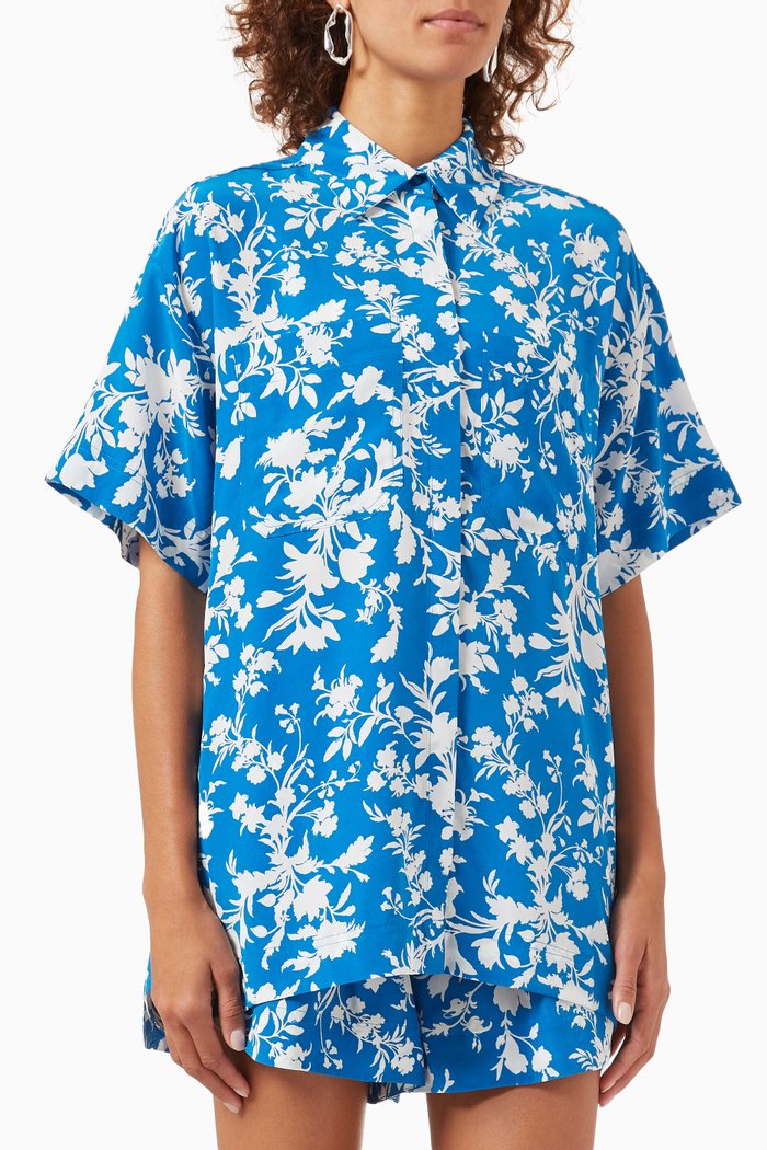

Laysan Short-sleeve Relaxed Shirt in Silk, Blue