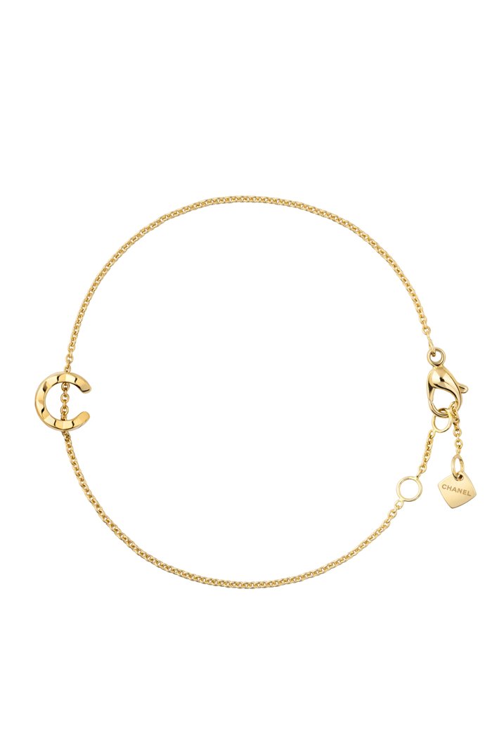 

Quilted motif, 18K yellow gold
