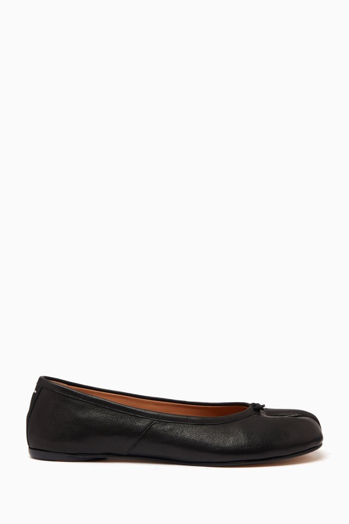 

Tabi Ballerina Flats in Leather, Black
