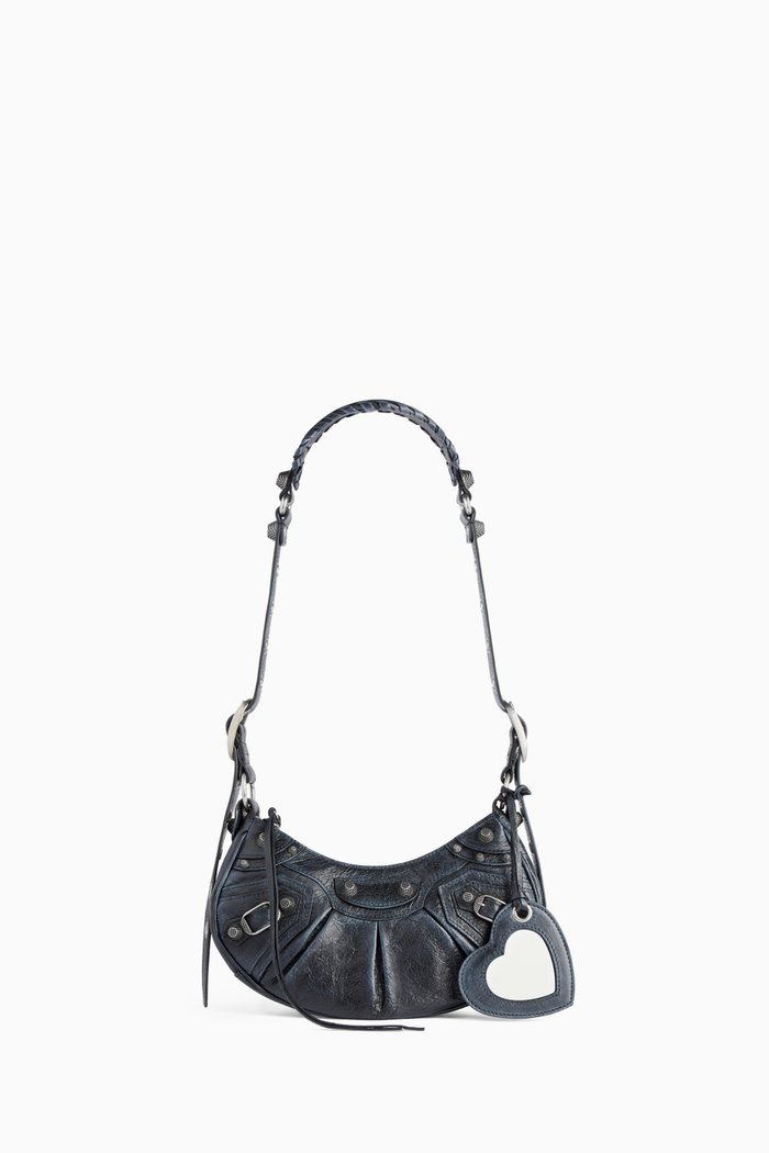 Le Cagole XS Shoulder Bag in Dirty-effect Arena Lambskin, Black