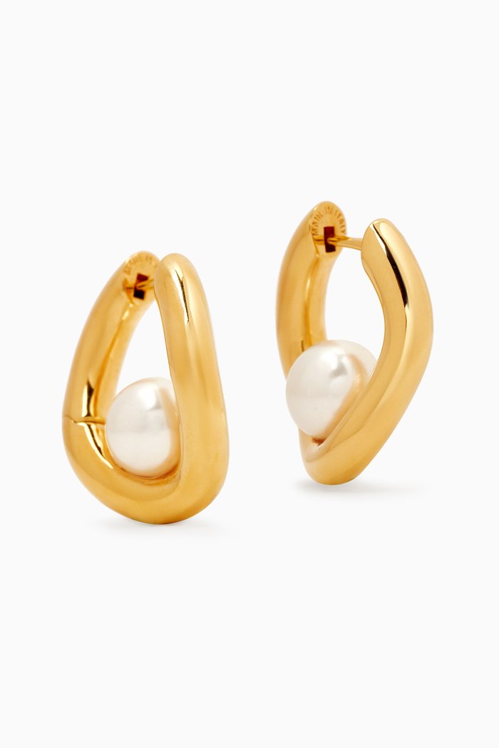 

Loop Pearl Earrings in Gold-toned Brass