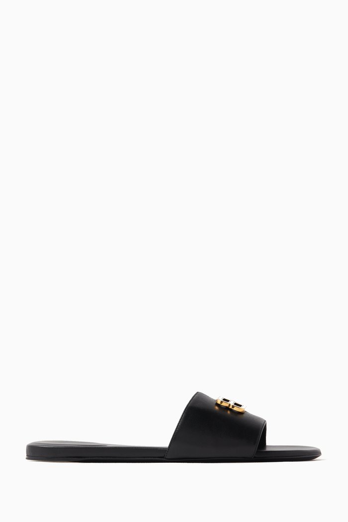 

Groupie BB Flat Sandals in Calfskin Leather, Black