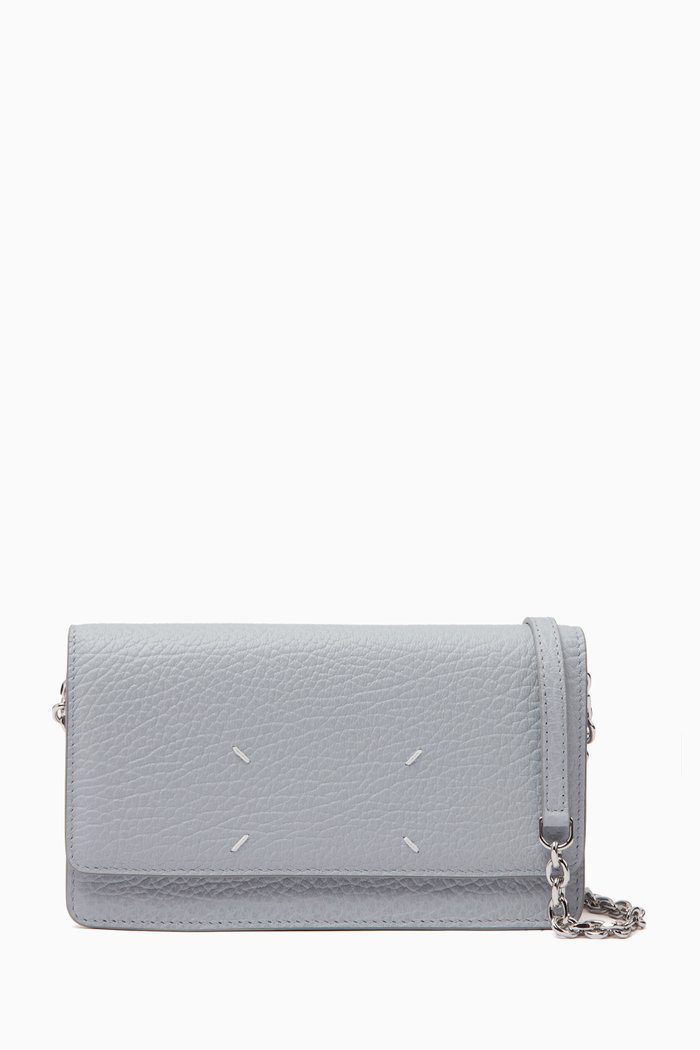 

Four-stitch Wallet on Chain in Leather, Blue