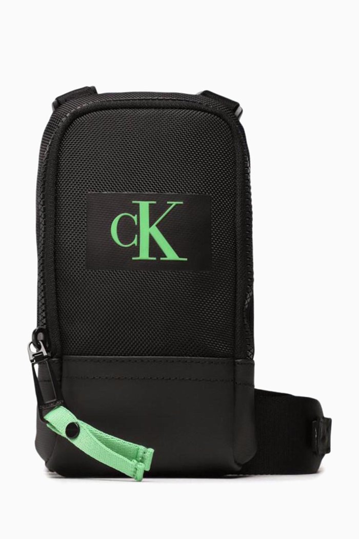

Park Culture Flap Phone Crossbody Bag in Nylon, Black