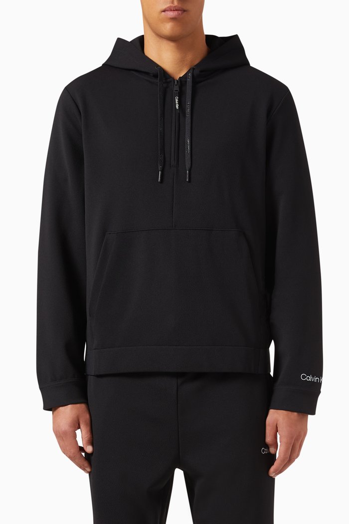 

Pullover Hoodie in Nylon, Black