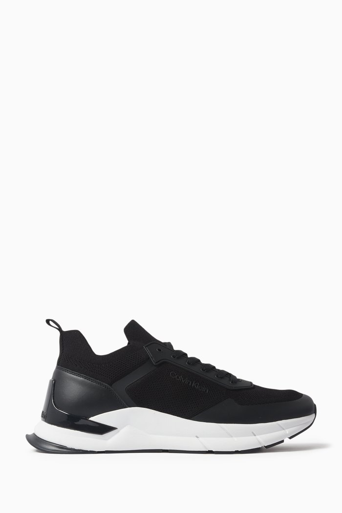 

Runner Low Top Sneakers in Mesh & Leather, Black