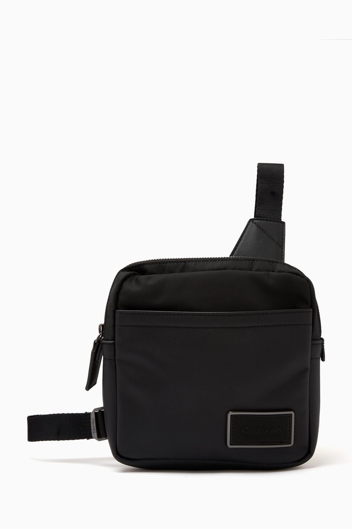 

Elevated Plaque Reporter Bag in Recycled Twill, Black