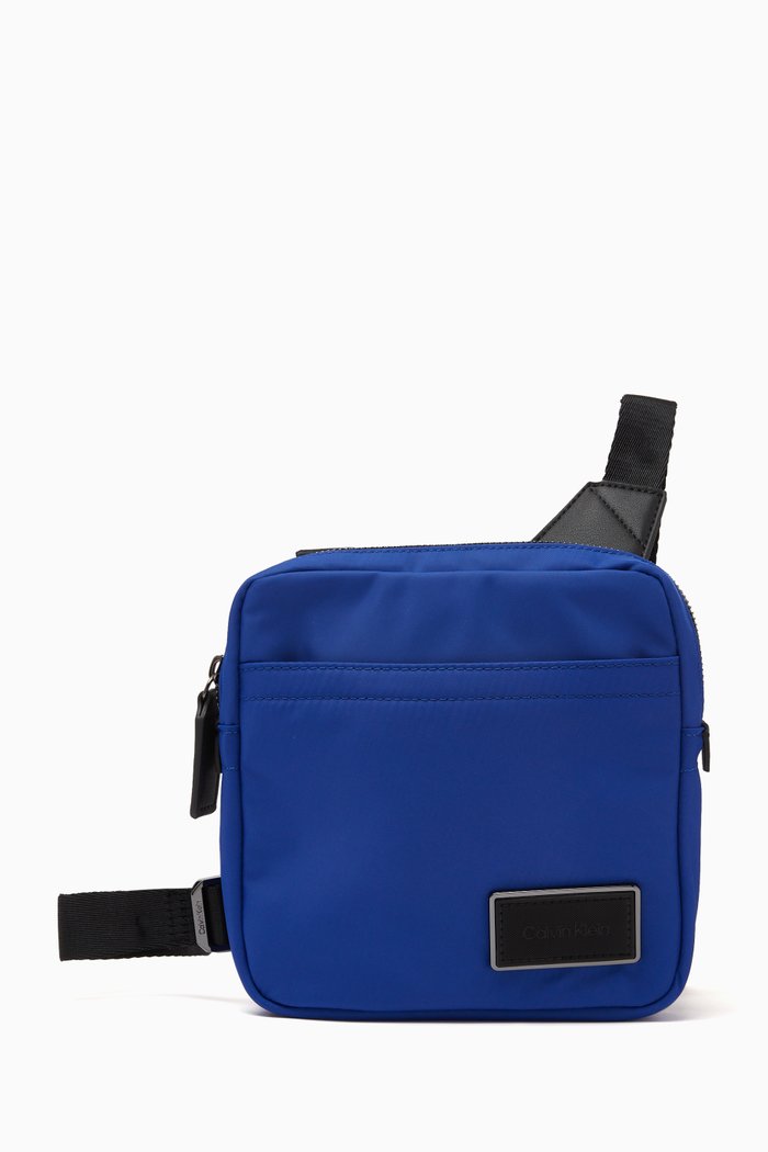 

Elevated Plaque Reporter Bag in Recycled Twill, Blue