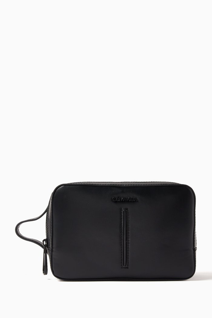 

CK Median Washbag in Recycled Faux Leather, Black